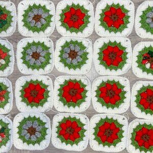 Lot of 20 5” POINSETTIA  Crochet POPCORN FLOWER GRANNY SQUARES Afghan DIY
